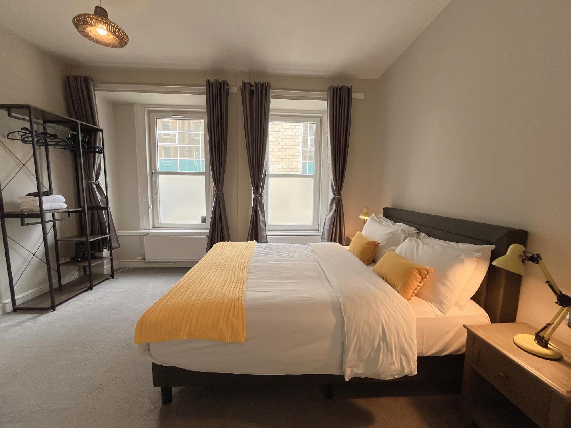 Two Bed Apartment EDI Exterior foto